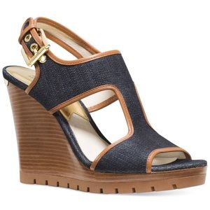 Michael Kors Gillian platform heel sandal size 7 dark denim and cognac leather